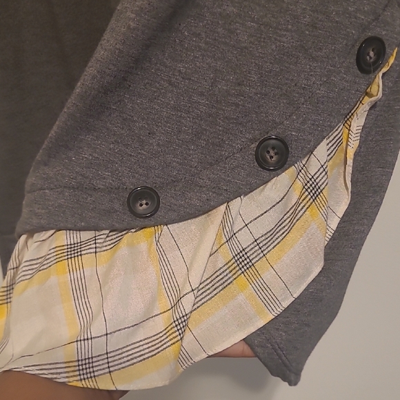AGB Charcoal Pullover with Plaid Ruffle Hem - Picture 7 of 11